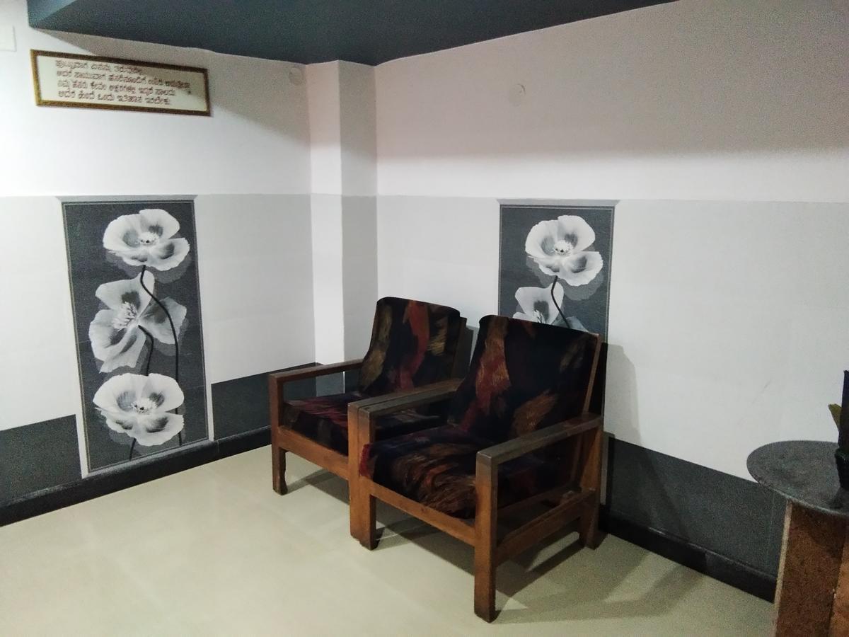 Hotel Sanman Lodge Shimoga Εξωτερικό φωτογραφία